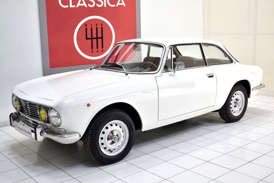 ALFA ROMEO - 2000 Coup� GT Veloce