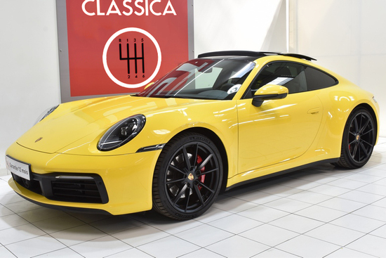 PORSCHE - 992 Carrera 4S